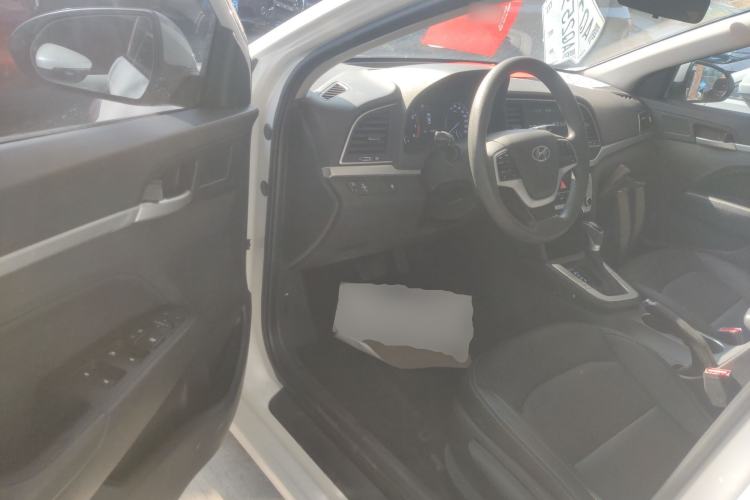 Used Hyundai Elantra 2016 1.6L Automatic ZhiXuan – Elite Version
