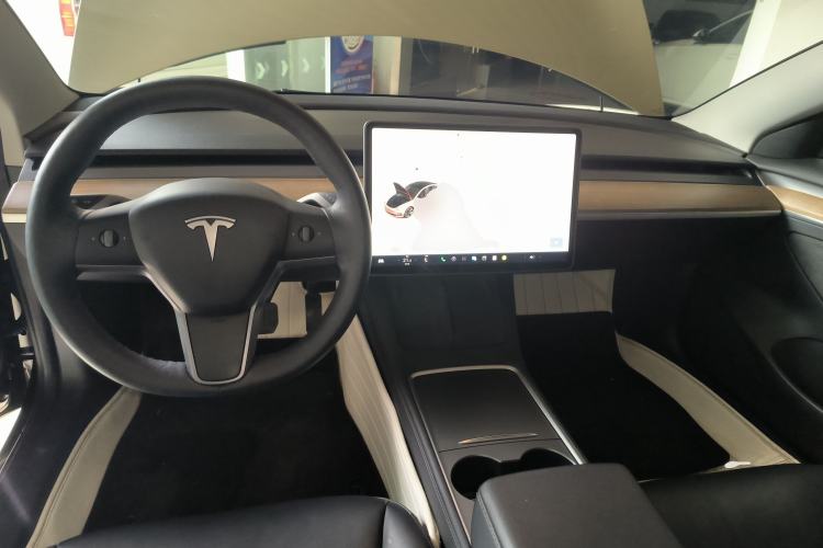 Used Tesla Model 3 2022 Rear-Wheel-Drive Version
