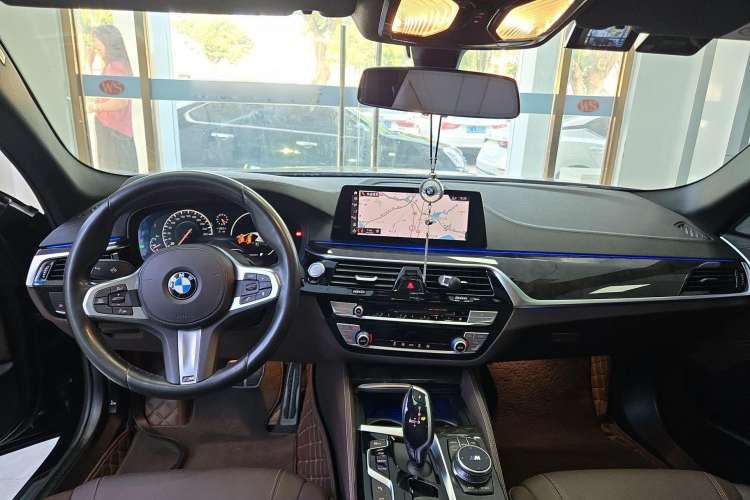 Used BMW 5 Series 2019 Restyled 525Li M Sport Package
