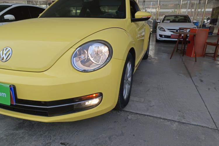 Used Volkswagen Beetle 2015 180TSI model

