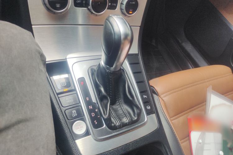 Used Volkswagen FAW-Volkswagen CC 2015 2.0 TSI Luxury Model