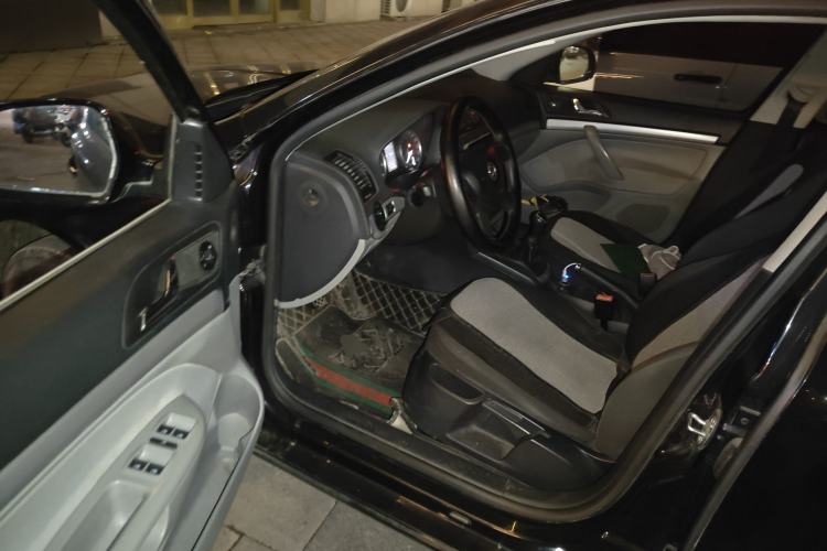 Used Skoda Octavia 2015 Classic Model 1.6L Manual Eado Version