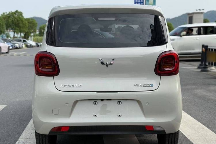 Used Wuling Hongguang MINIEV 2025 Four-Door Version Advanced Edition
