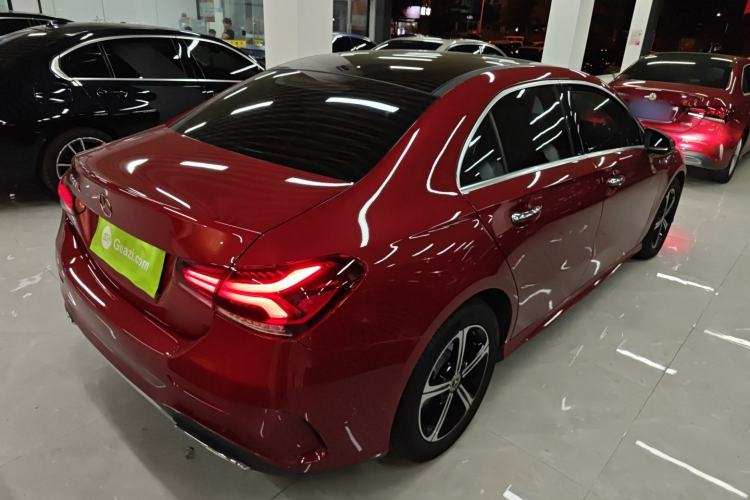 Used Mercedes-Benz A-Class 2022 Revised Version A 200 L Sport Sedan Fashionable Style
