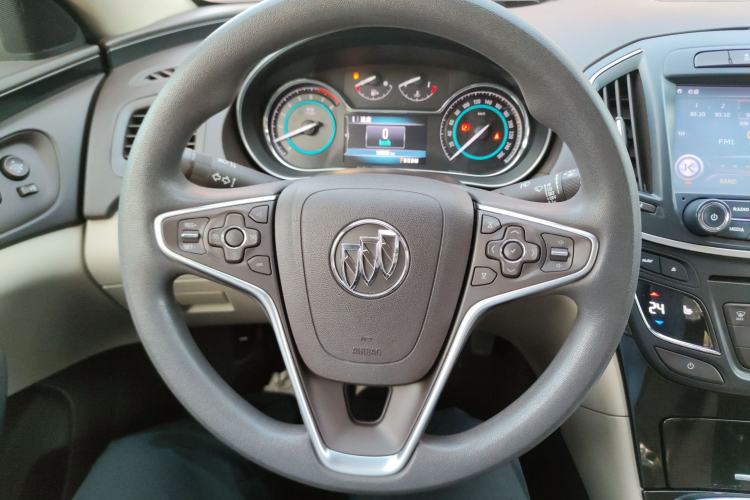 Used Buick Regal 2015 2.0L Elite Fashion Edition
