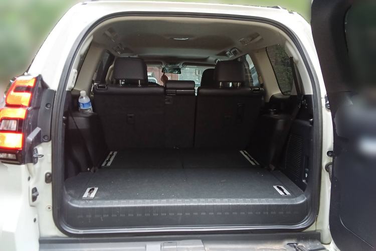 Used Toyota Prado 2018 3.5L Automatic TX-L with Rear-Mounted Spare Tire
