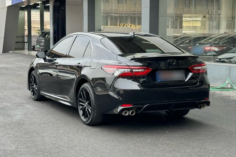 Used Toyota Camry 2022 2.0S Knight Edition
