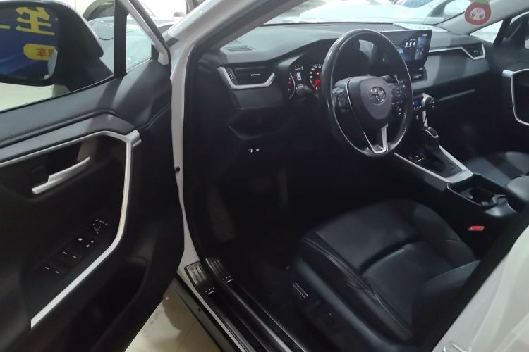 Used Toyota Wildlander 2023 2.0L CVT Two-Wheel Drive Urban Edition
