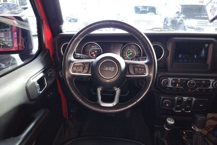 Used  Wrangler 2019 2.0T Sahara Four-Door Version China VI Emission Standard
