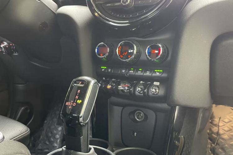 Used  MINI 2021 1.5T COOPER CABRIO Artist
