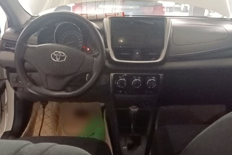 Used Toyota YARiS L 2016 Revised 1.5E CVT Charming Edition