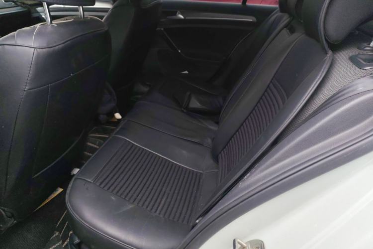 Used Volkswagen Golf 2016 1.6L Automatic Comfort Model
