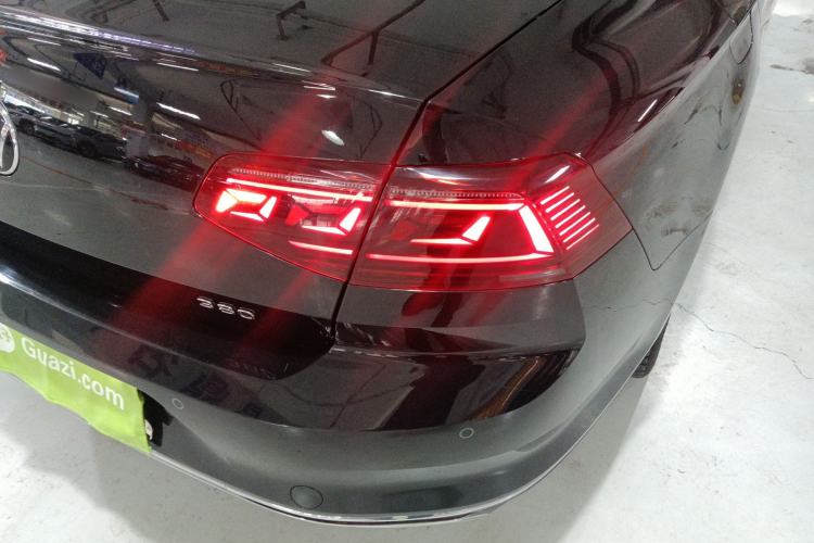 Used Volkswagen Magotan 2023 2 Million Units Limited-Edition 380TSI DSG Flagship Version
