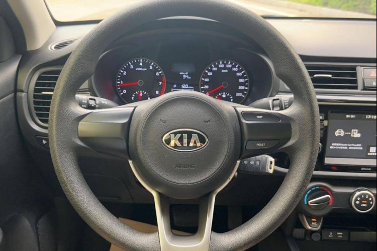 Used Kia K2 2017 Sedan 1.4L Automatic GLS
