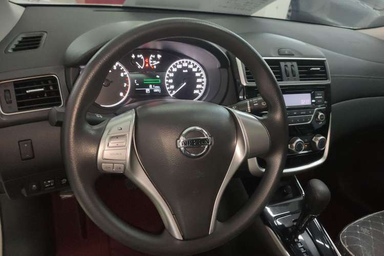 Used Nissan Tiida 2024 1.6L CVT Cool Dynamic Edition
