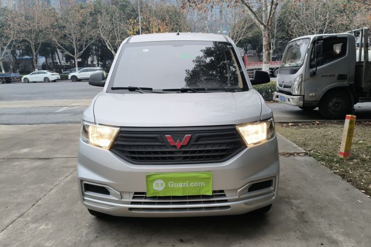 Used Wuling Hongguang V 2022 1.5L Jingqu Edition Electric-Assist LAR