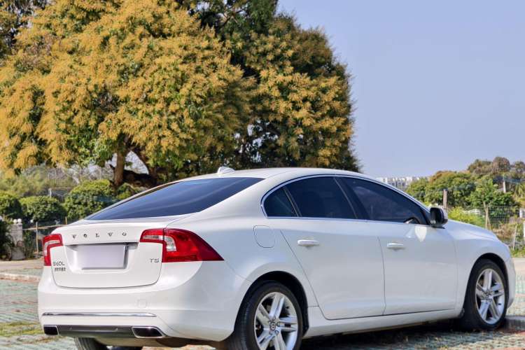 Used Volvo S60 2016 S60L T5 Intelligent Drive Edition
