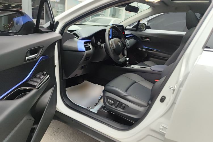 Used Toyota C-HR 2021 2.0L Luxury Edition
