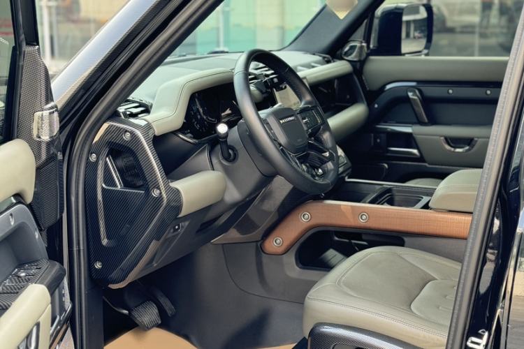 Used Land Rover Defender 2022 110 P400 Dark Edition