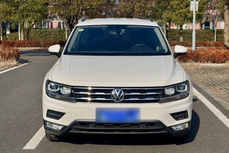 Used Volkswagen Tiguan L 2017 330TSI Automatic Two-Wheel Drive Luxury Edition