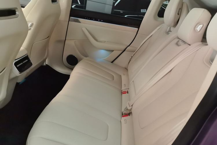 Used Hima Luxeed R7 2025 Range-Extended Version 251 km Max