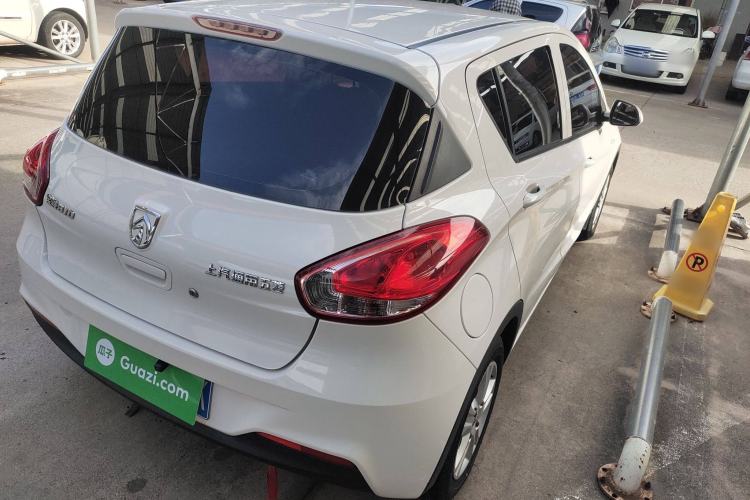 Used Baojun 310 2016 1.2L manual Comfort trim level
