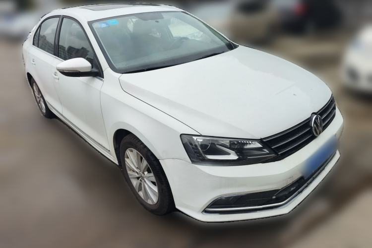 Used Volkswagen Sagitar 2015 230TSI Automatic Comfort Version