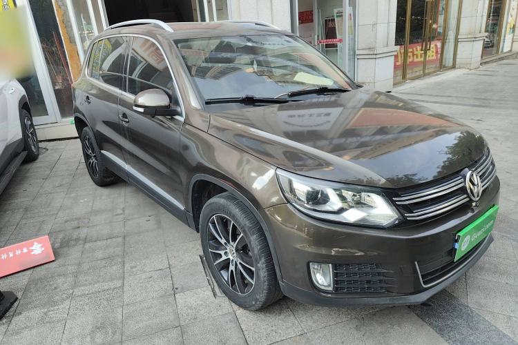 Used Volkswagen Tiguan 2015 1.8TSI Automatic All-Wheel-Drive Luxury Model
