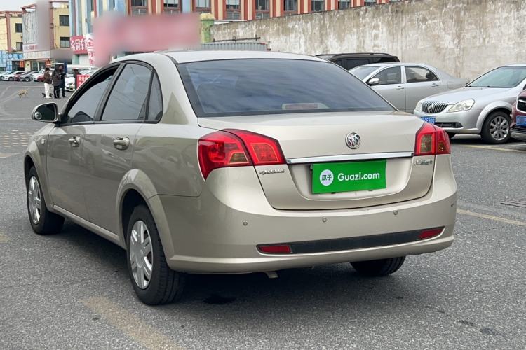 Used Buick Excelle 2013 1.5L Manual Classic Model
