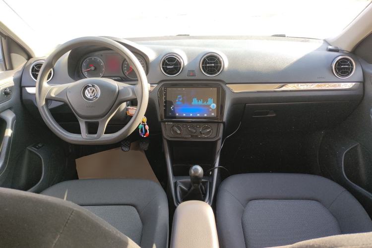 Used Volkswagen Jetta 2019 Dream Edition 1.4L Manual Fashion Version
