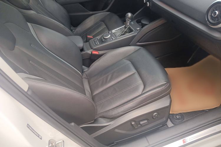 Used Audi Q2L 2022 35 TFSI Fashion Dynamic Model