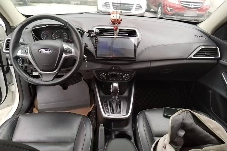 Used Ford Escort 2015 1.5L Automatic Fashion Model
