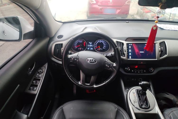 Used Kia Sportage R 2015 2.0L Automatic Two-Wheel Drive DLX Model
