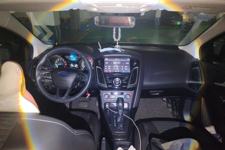 Used Ford Focus 2015 Hatchback 1.6L Automatic Fashion Edition
