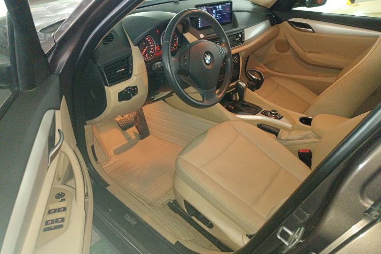 Used BMW X1 2012 sDrive18i Luxury Edition
