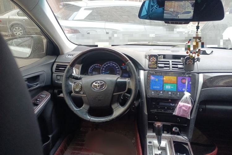 Used Toyota Camry 2015 2.0G Premier Edition
