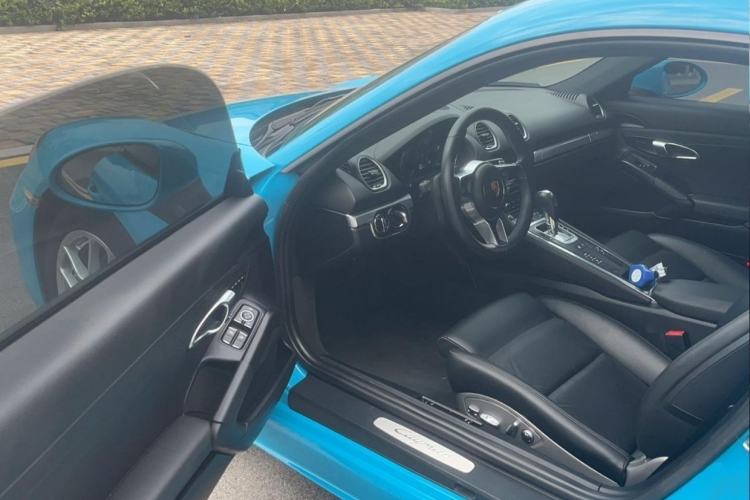 Used Porsche 718 2018 Cayman 2.0T
