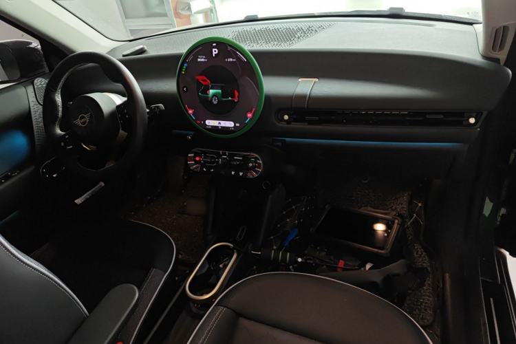 Used  Electric MINI COOPER 2024 456km COOPER E Classic Edition
