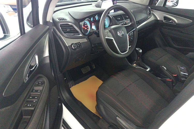 Used Buick Encore 2015 1.4T Automatic Two-Wheel Drive Urban Elite Version
