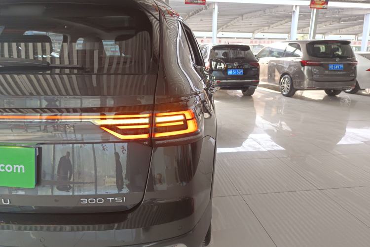 Used Volkswagen Tharu 2023 300TSI Two-Wheel-Drive Full Moon Edition
