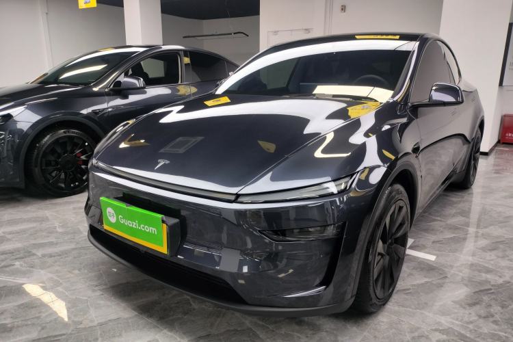 Used Tesla Model Y 2025 Long-Range All-Wheel Drive First Edition