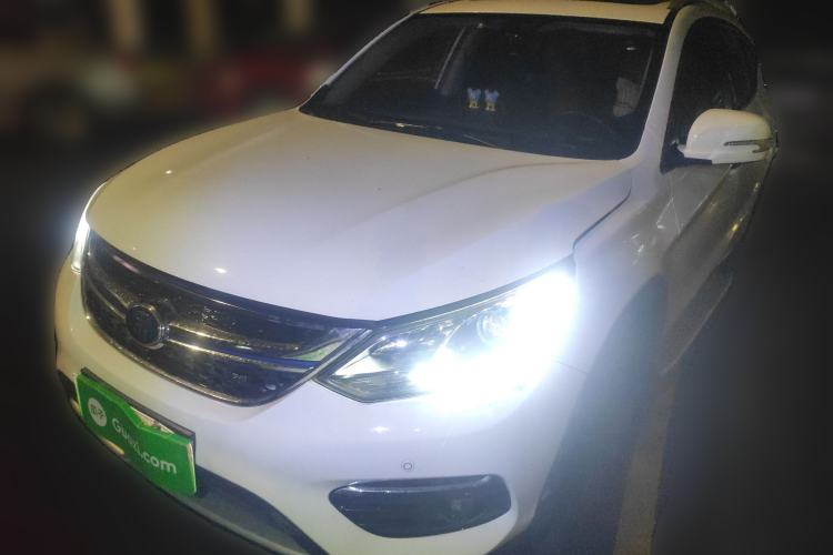 Used BYD Song New Energy 2017 Song DM 1.5TID All-Wheel Drive Luxury Model