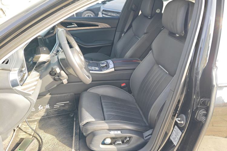 Used Hongqi H9 2023 2.0T Smart Connect Flagship Edition
