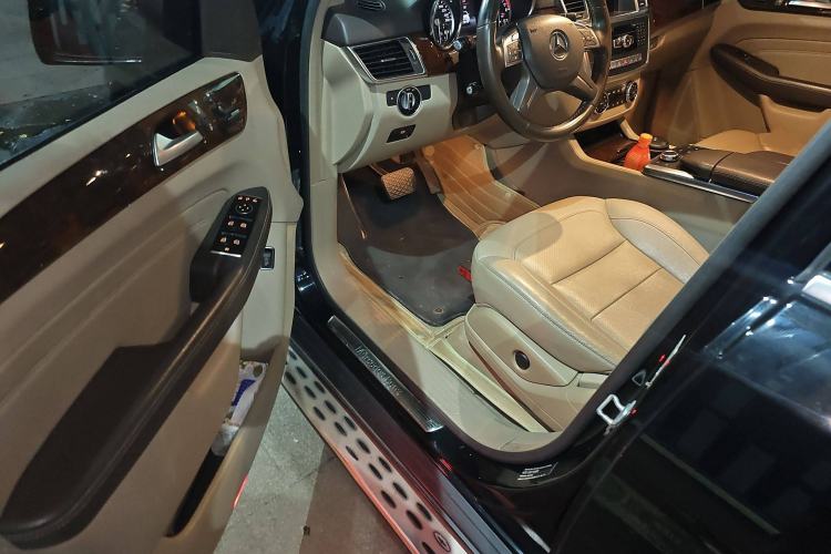 Used Mercedes-Benz M-Class 2014 ML 400 4MATIC Dynamic Model