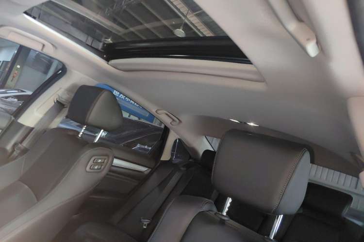 Used Honda Accord 2018 Rui Hybrid 2.0L Rui Ling Edition China VI
