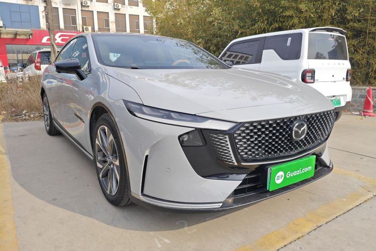 Used Mazda EZ-6 2024 Range-Extended 200 Luxury Edition