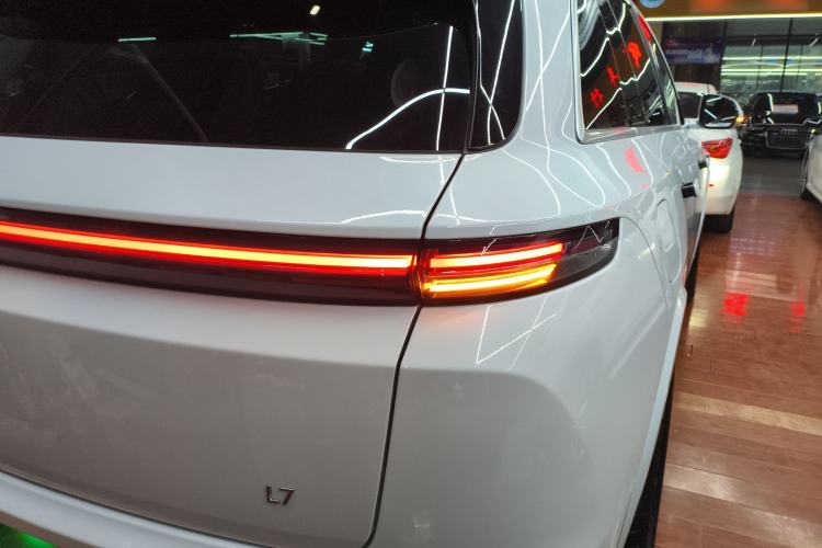 Used Li Auto L7 2023 Pro Model
