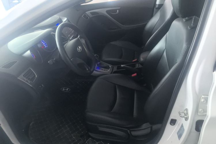 Used Hyundai Elantra 2016 1.6L Automatic Smart Version