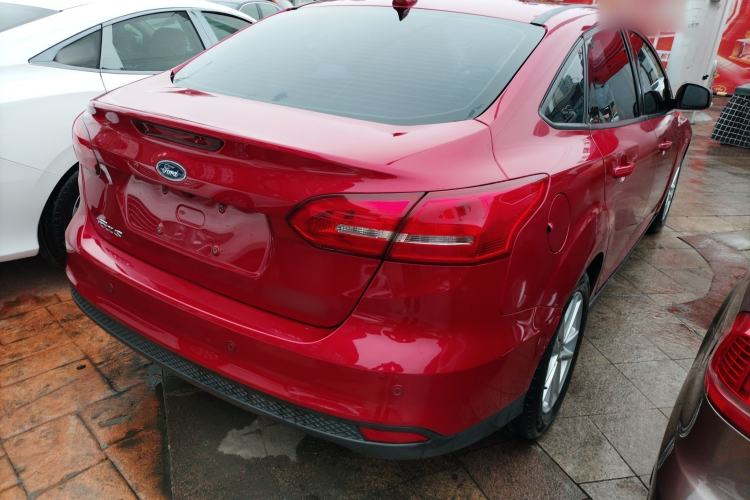 Used Ford Focus 2018 Sedan Classic 1.6L Automatic Trendy SmartDrive Edition
