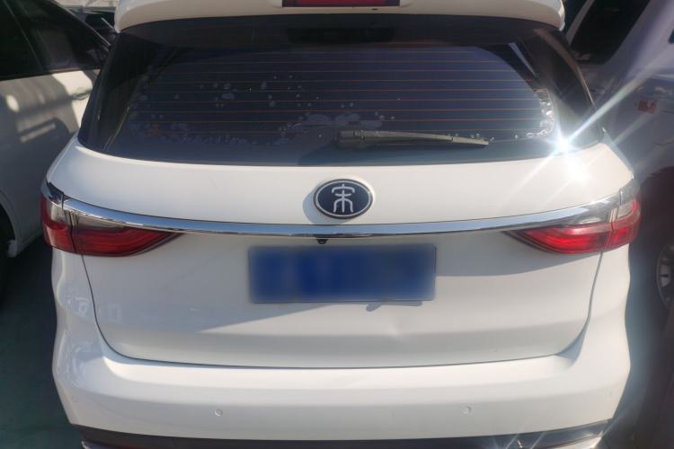 Used BYD Song MAX 2017 1.5T Manual Smart Connect Luxury 7-Seater